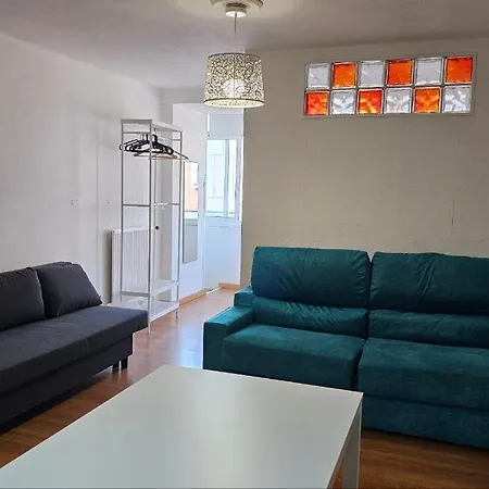 Olivos - Centrico - 8 Personas *